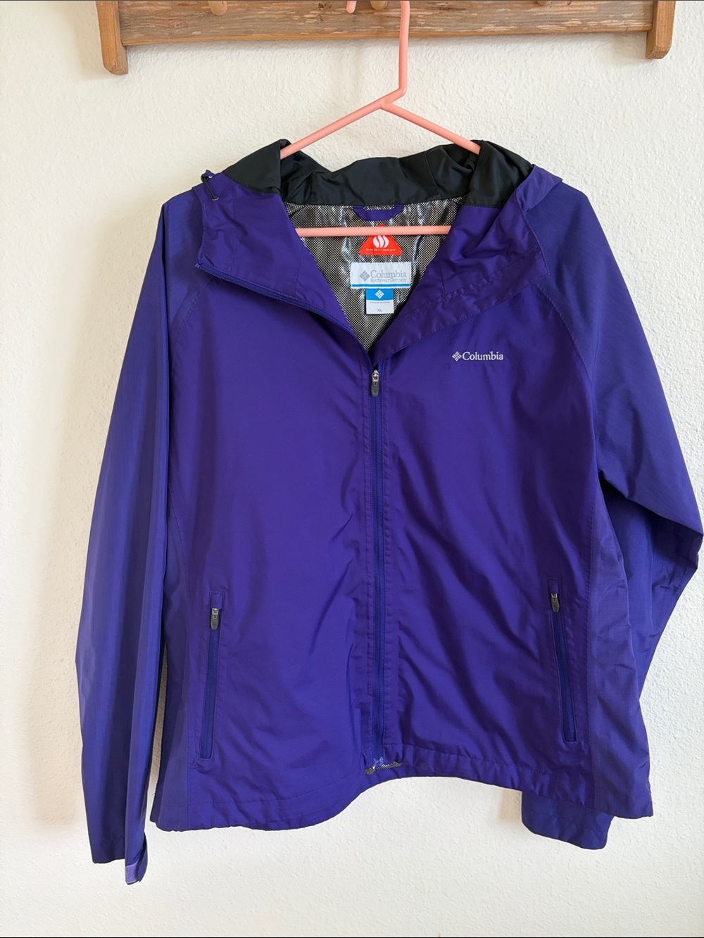 XL Columbia Windbreaker Deep Purple Hooded Packable Rain Shell